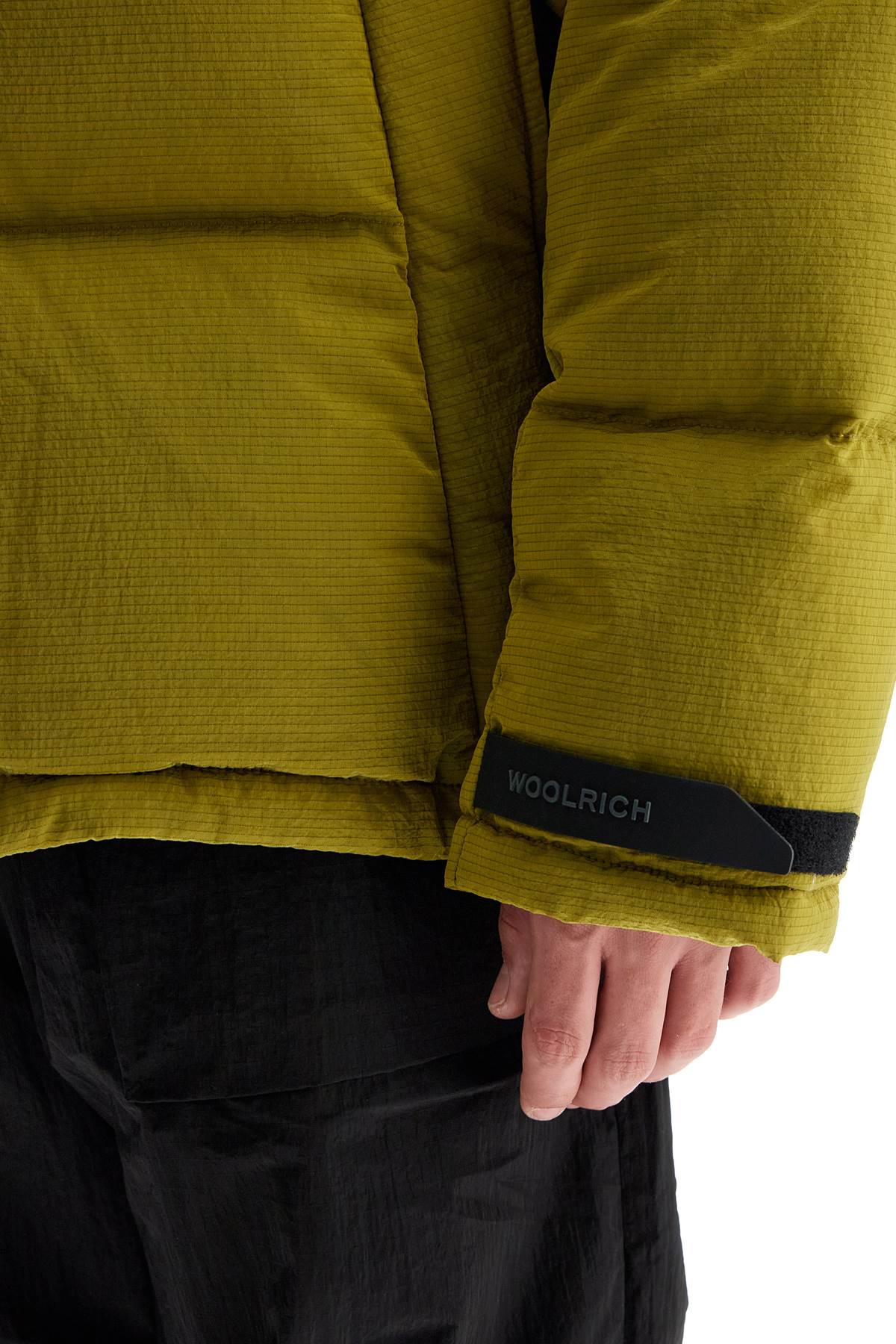 WOOLRICH short ripstop olmetex down